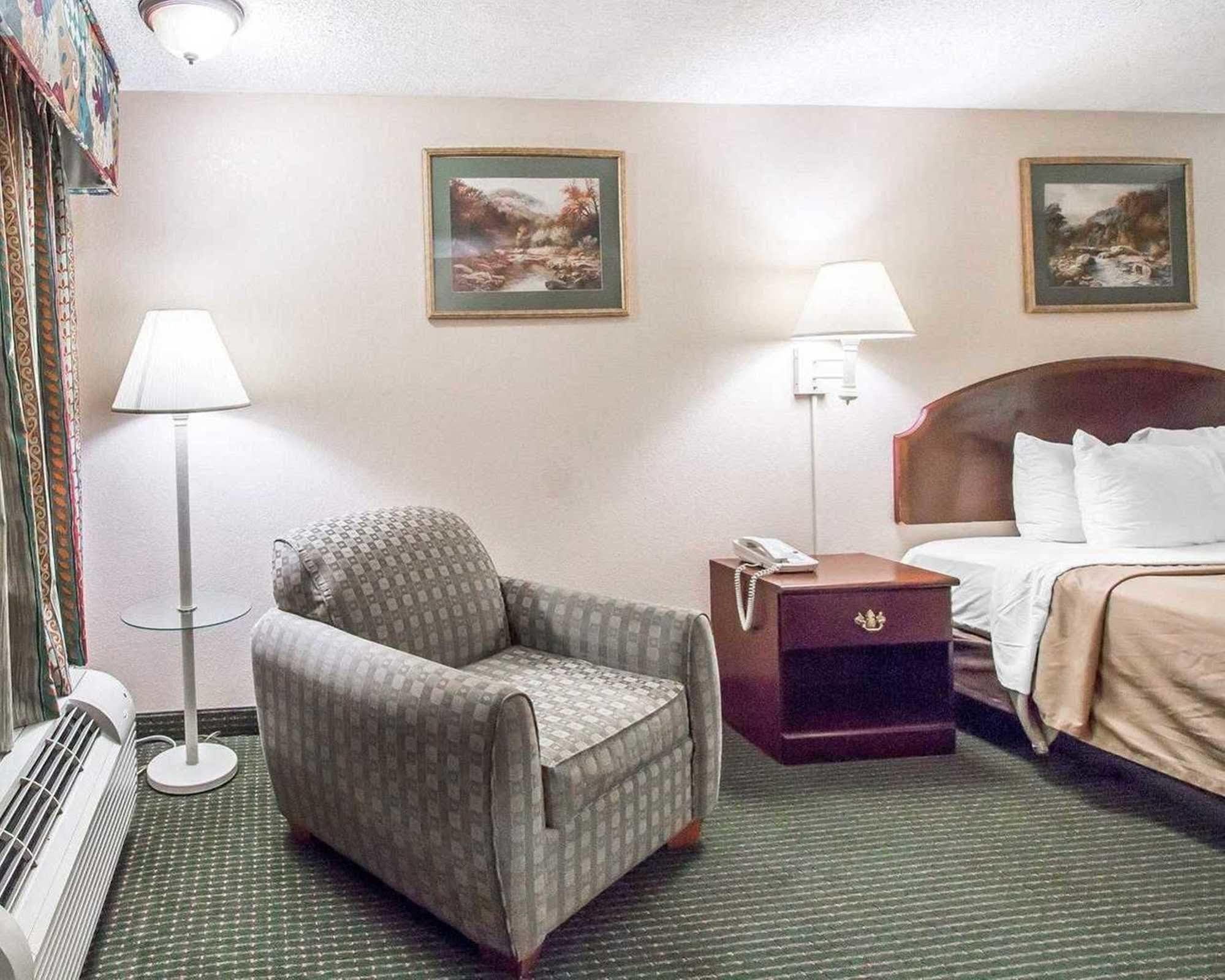 Econo Lodge Pooler - Savannah I-95 Exteriör bild